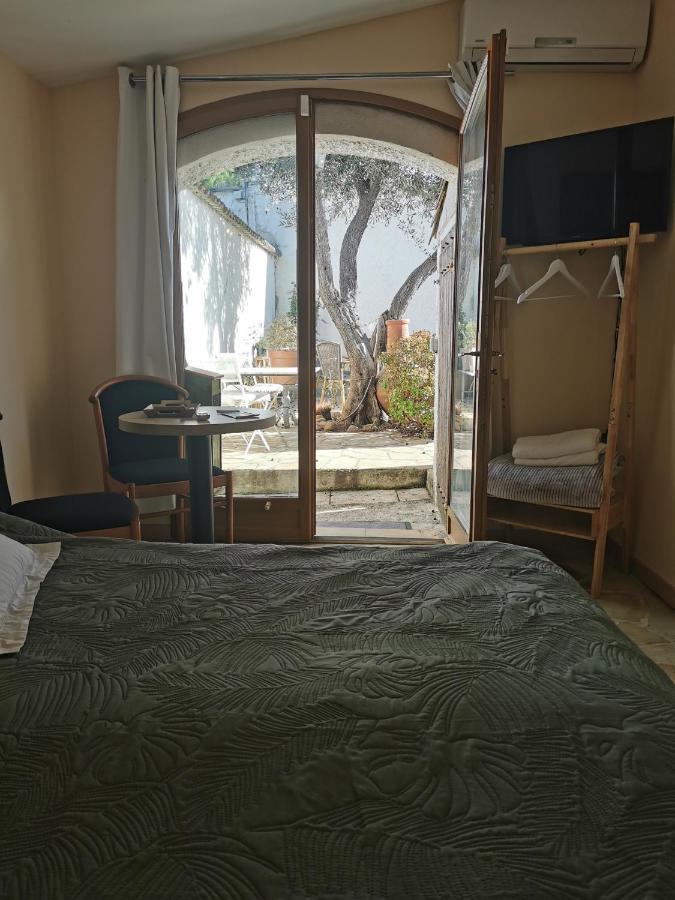 בובר Site Machambreencamargue מראה חיצוני תמונה